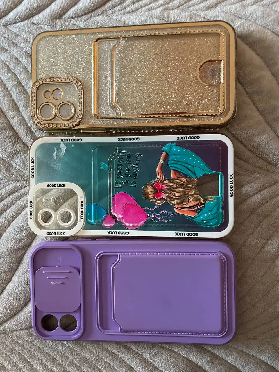 Отдам iPhone 12 даром