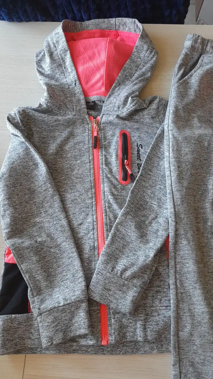 Вещи на девочку размер 116/122