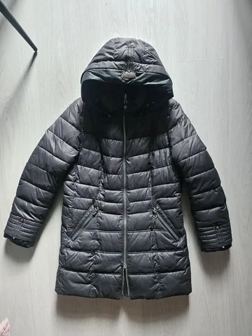 Зимний пуховик в идеальном состоянии - Одежда в Владивосток