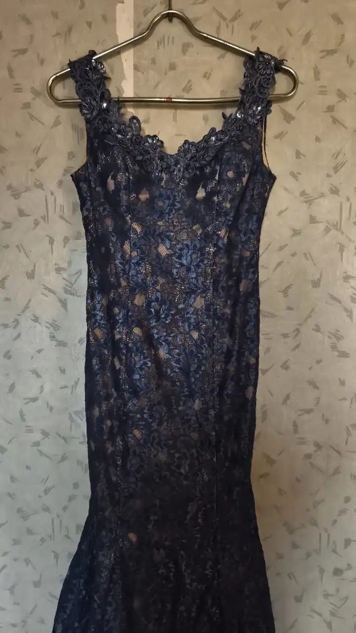 Платье со шлейфом на выпускной