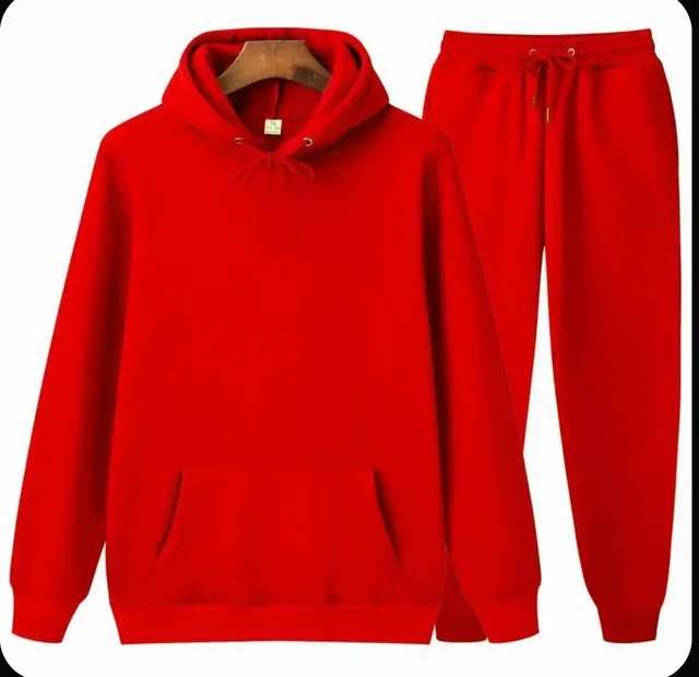 Продажа двух утепленных костюмов - Одежда в Владивосток