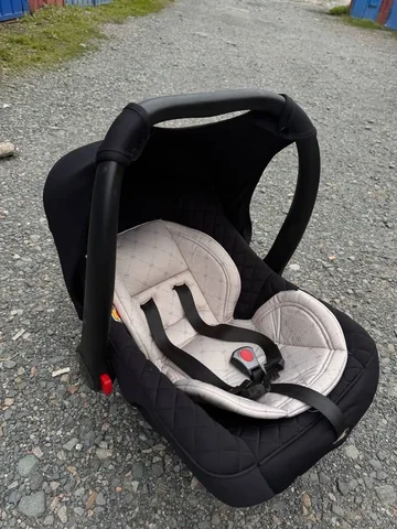 Продам автолюльку 0-12 мес отличного состояния - Товары для детей в Владивосток