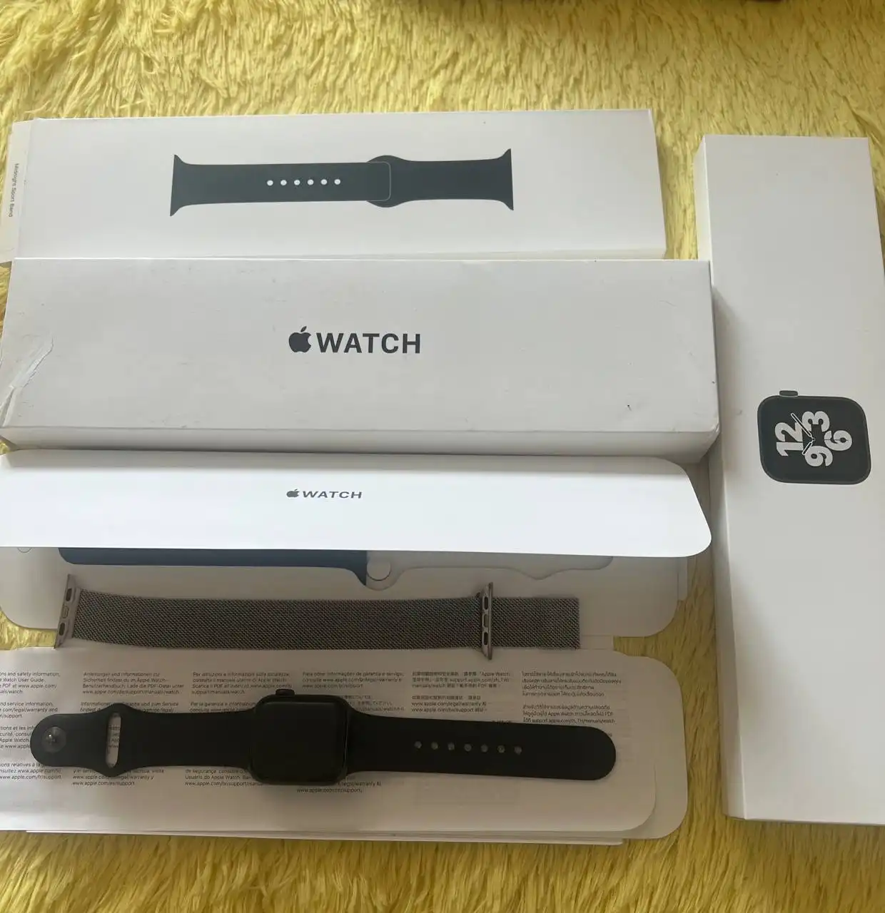 Продам Apple Watch SE 40mm в отличном состоянии - Часы и гаджеты (Электроника) в Владивосток
