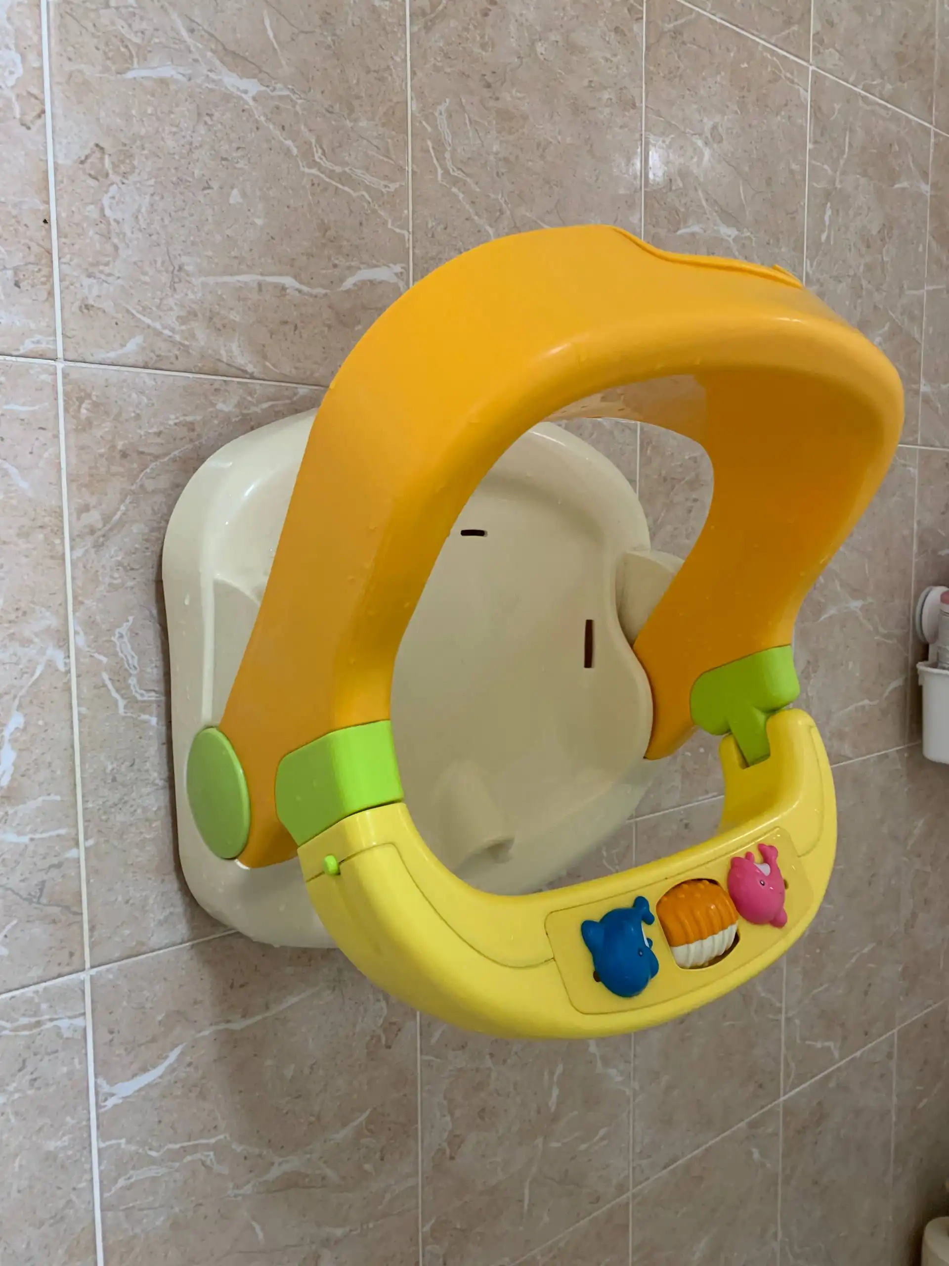 Стульчик для купания в обмен на гель для стирки