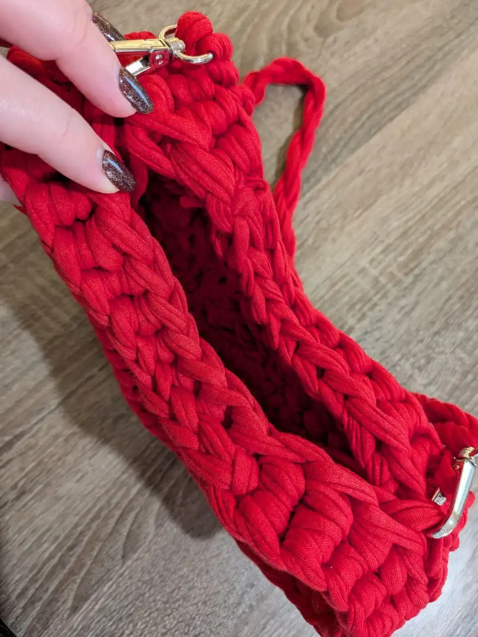 Продам вязанную сумочку