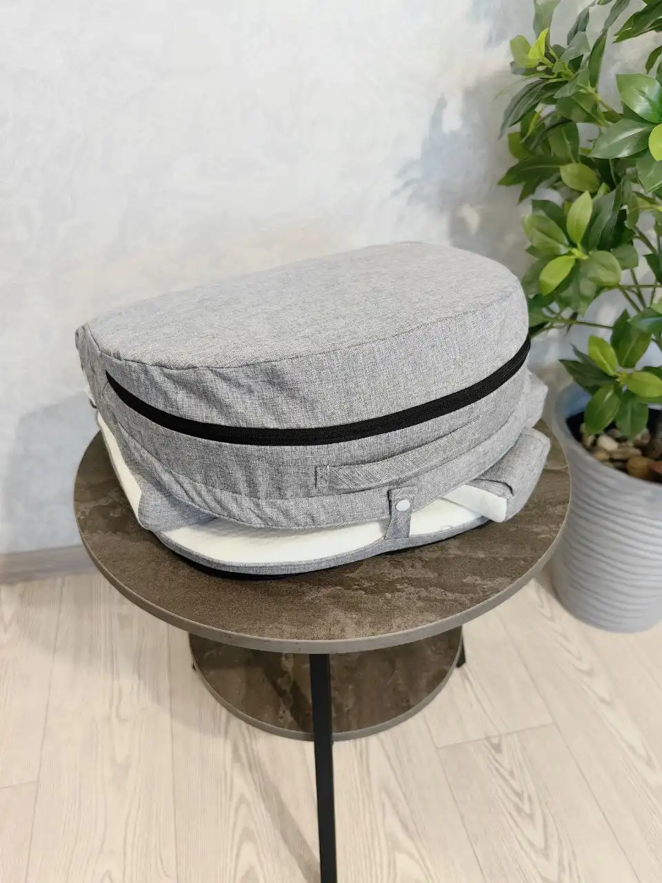 Продам новые удобные коконы для новорожденных