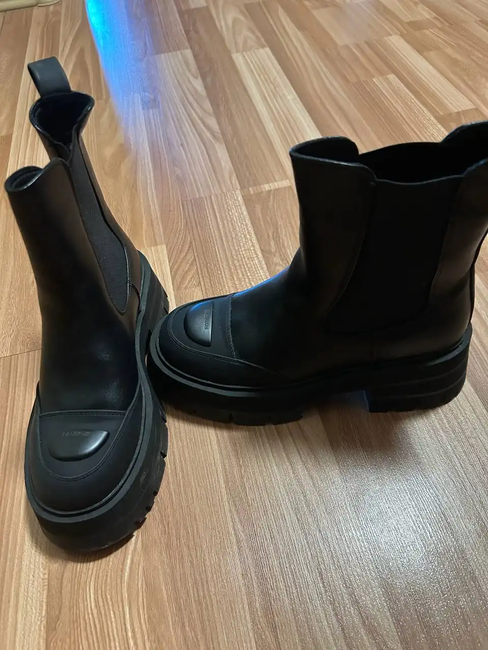 Ботинки Челси как новые 39 размер - Обувь (Одежда) в Владивосток