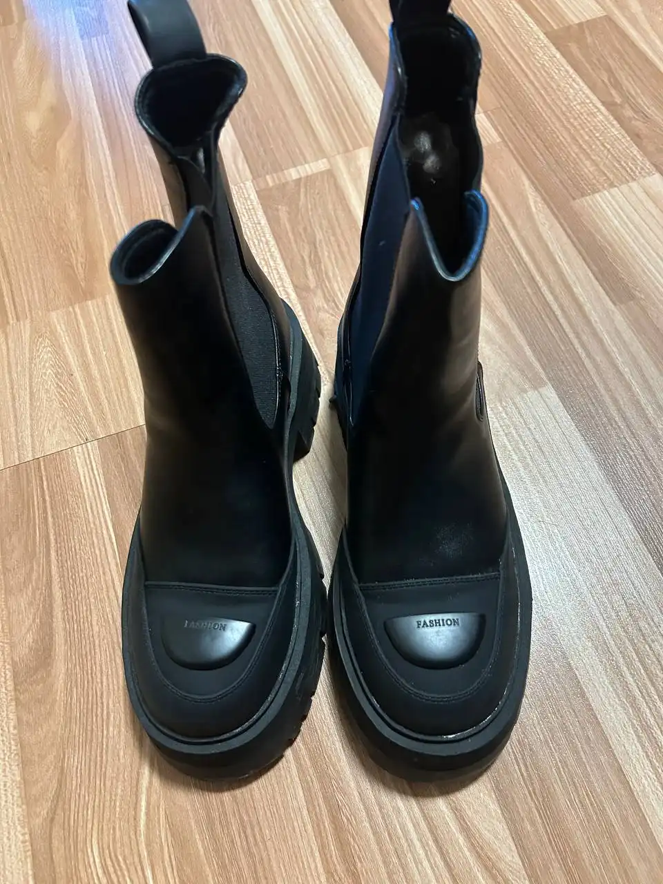 Ботинки Челси как новые 39 размер - Обувь (Одежда) в Владивосток