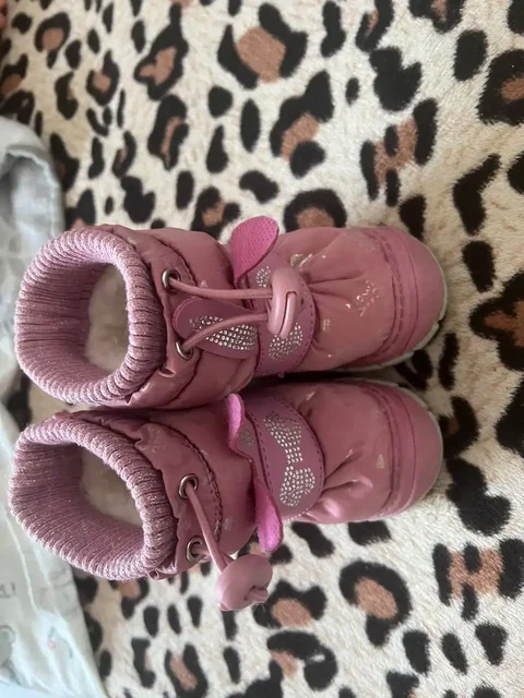 Продам сноубутсы 80% шерсти 20 размер - Одежда и обувь в Владивосток