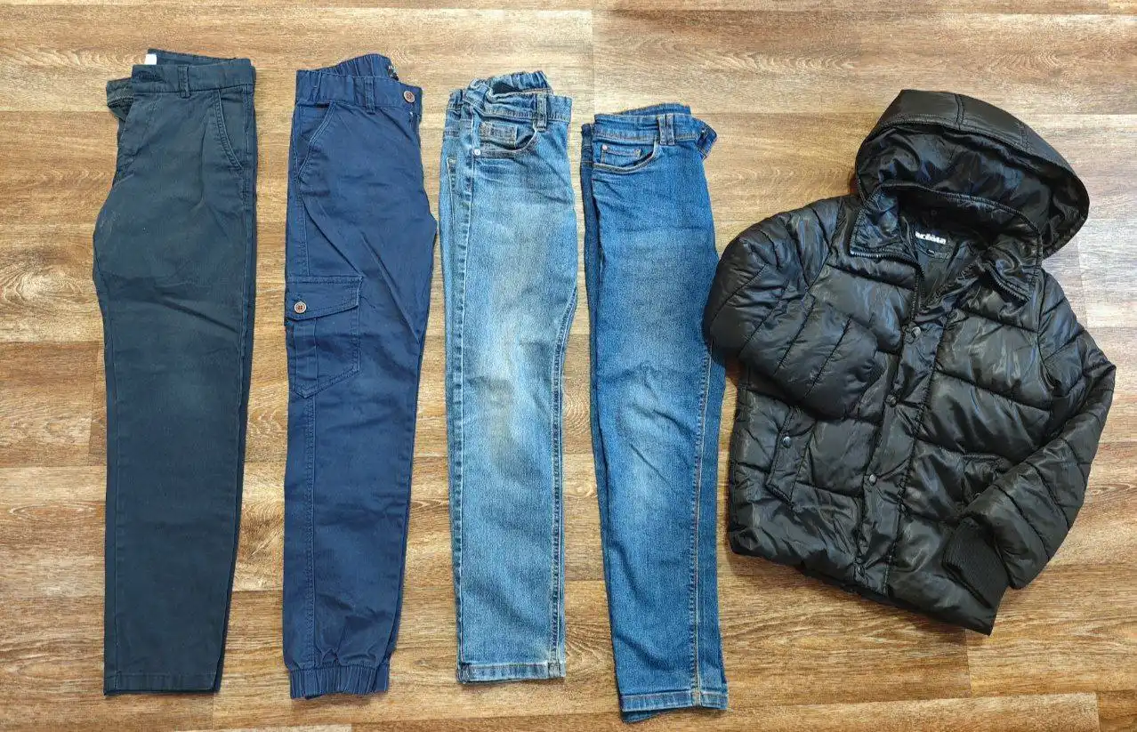 Продам джинсы в отличном состоянии - Джинсы (Одежда) в Владивосток