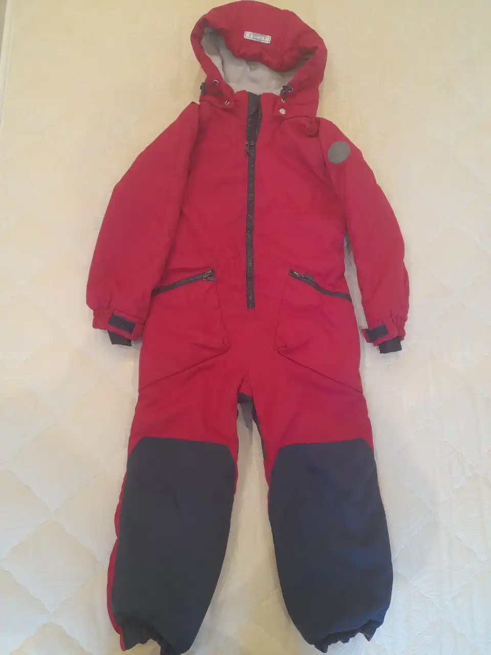 Комбинезон Minidino размер 110 - Одежда для детей (Товары для детей) в Владивосток