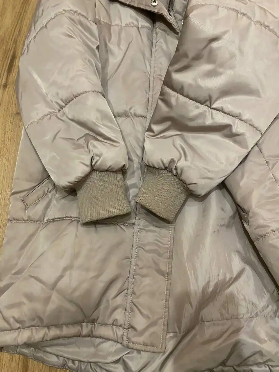 Продам куртку на холодный демисезон - Верхняя одежда (Одежда) в Владивосток