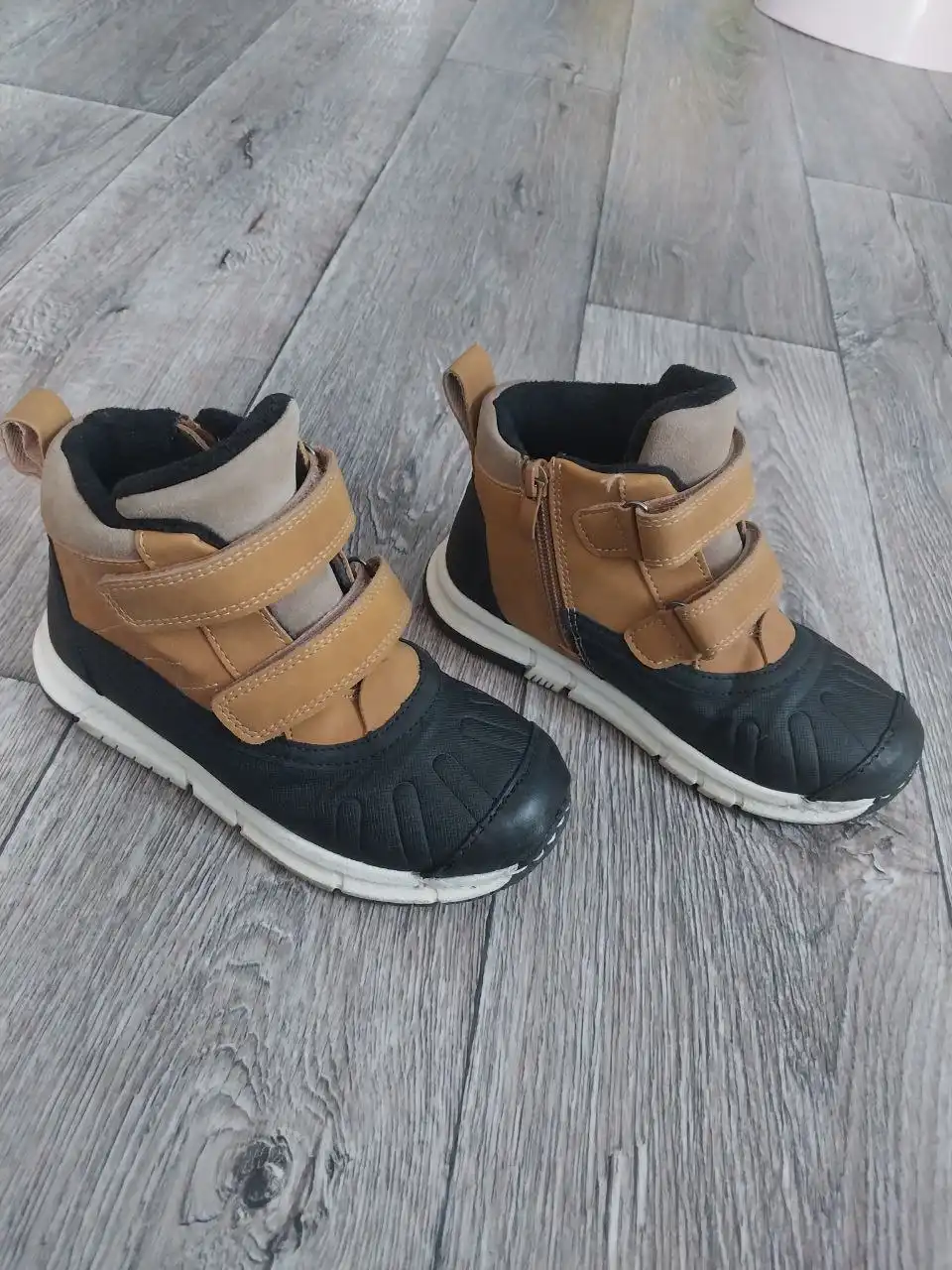 Ботинки демисезонные Pasito 30 размер - Обувь (Одежда) в Владивосток