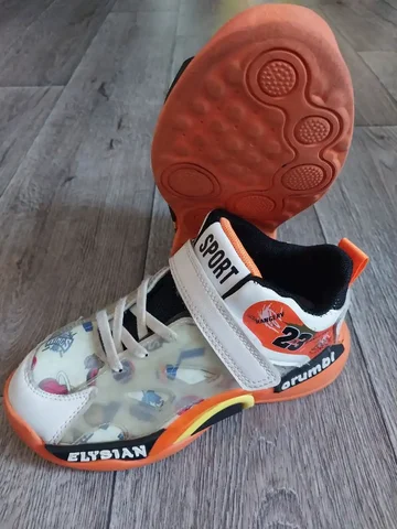 Кроссовки 34 размер - Одежда в Владивосток