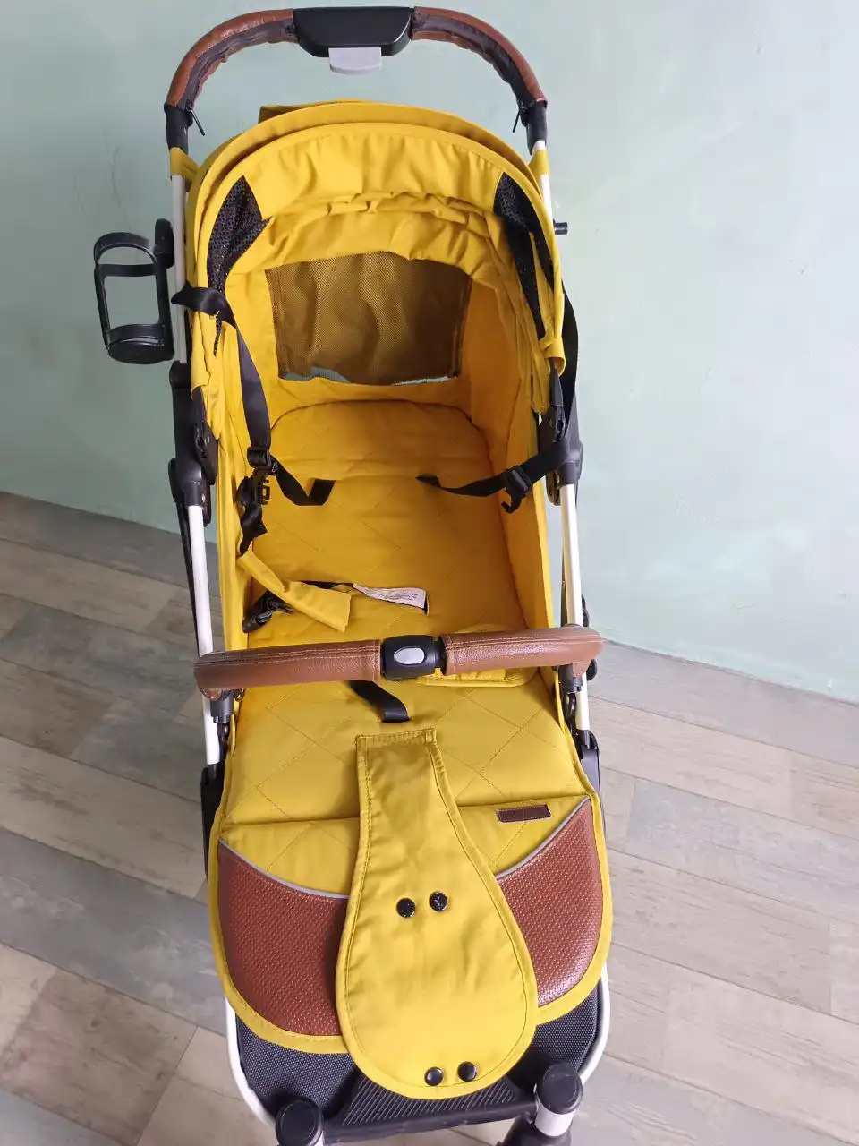 Продам детскую коляску с аксессуарами - Коляски (Товары для детей) в Владивосток