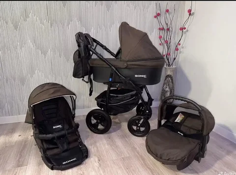 Продажа коляски 3 в 1 Верди Соник с автокреслом - DVD диски в Владивосток