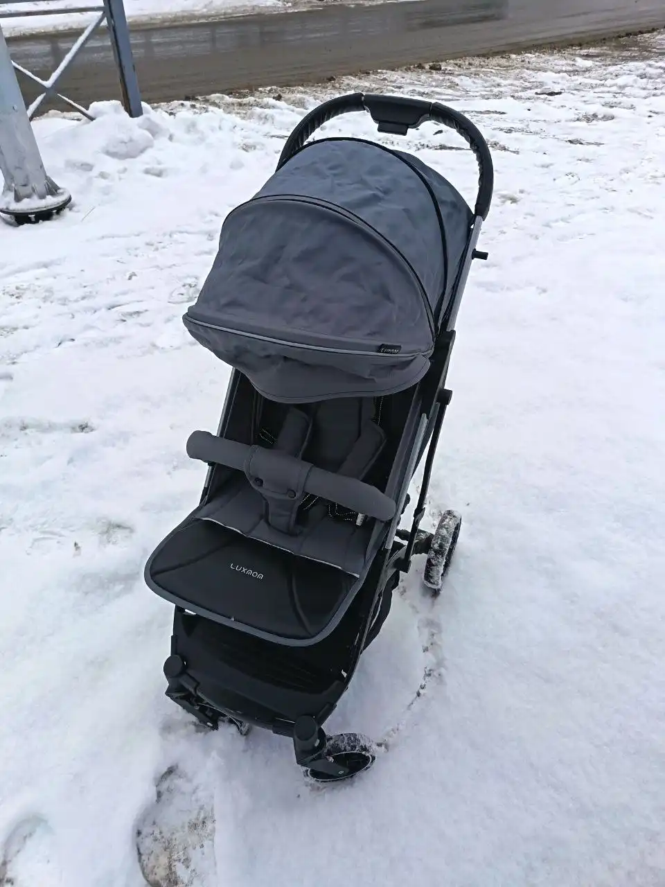 Продам коляску в отличном состоянии - Коляски (Товары для детей) в Владивосток