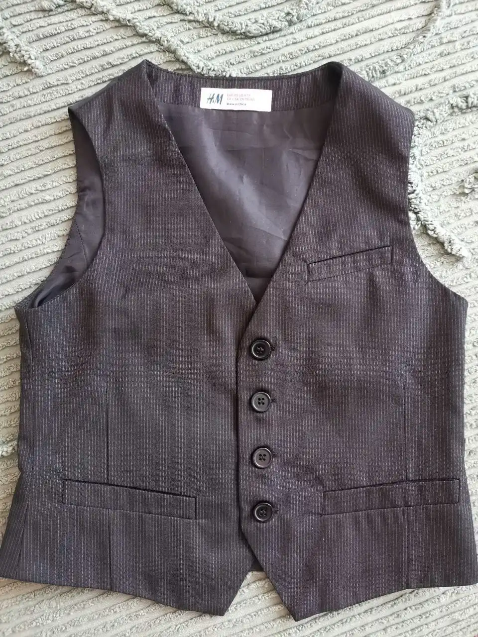 Детская жилетка H&M - Детская одежда (Одежда) в Владивосток