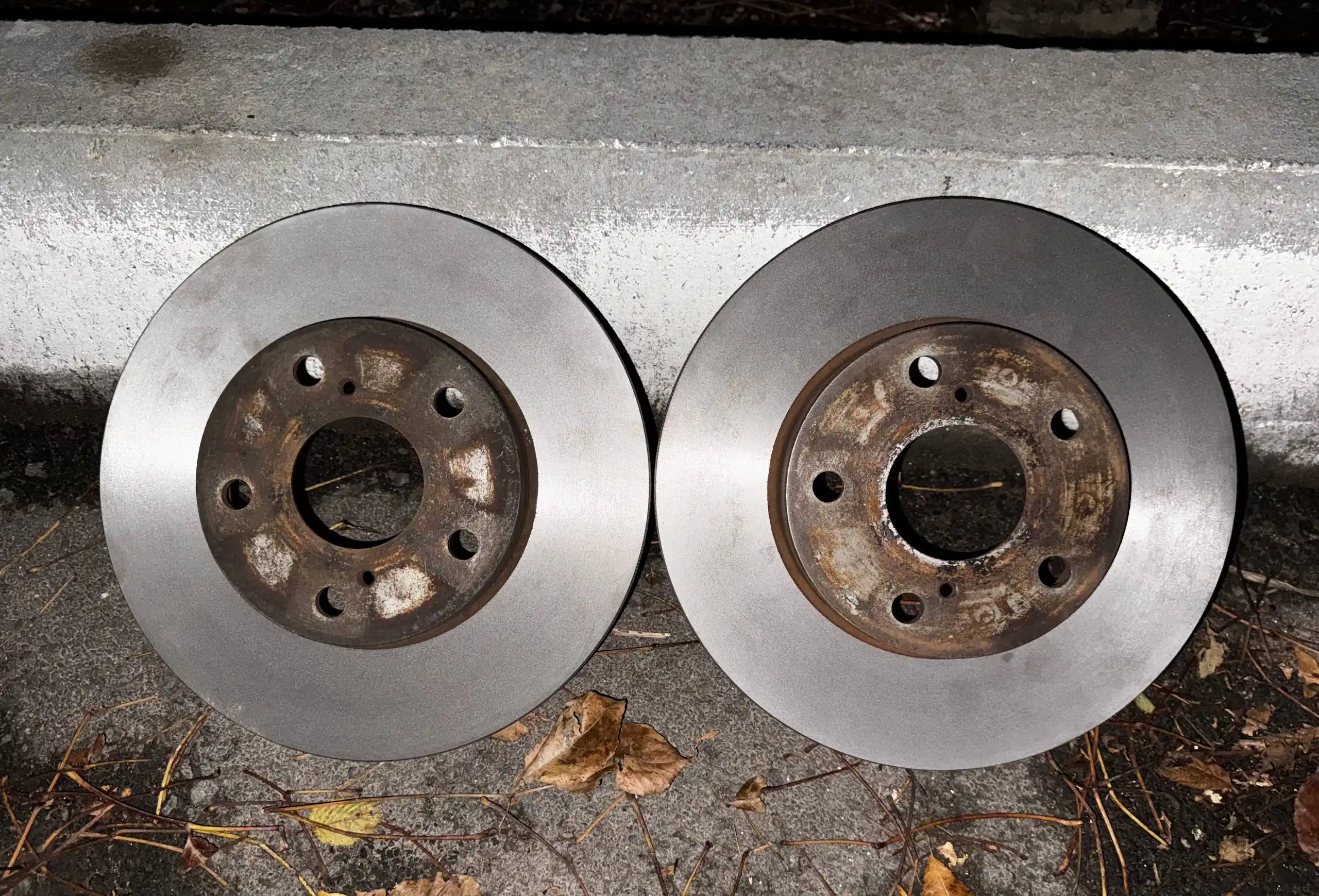 Продам тормозные диски - Запчасти в Владивосток