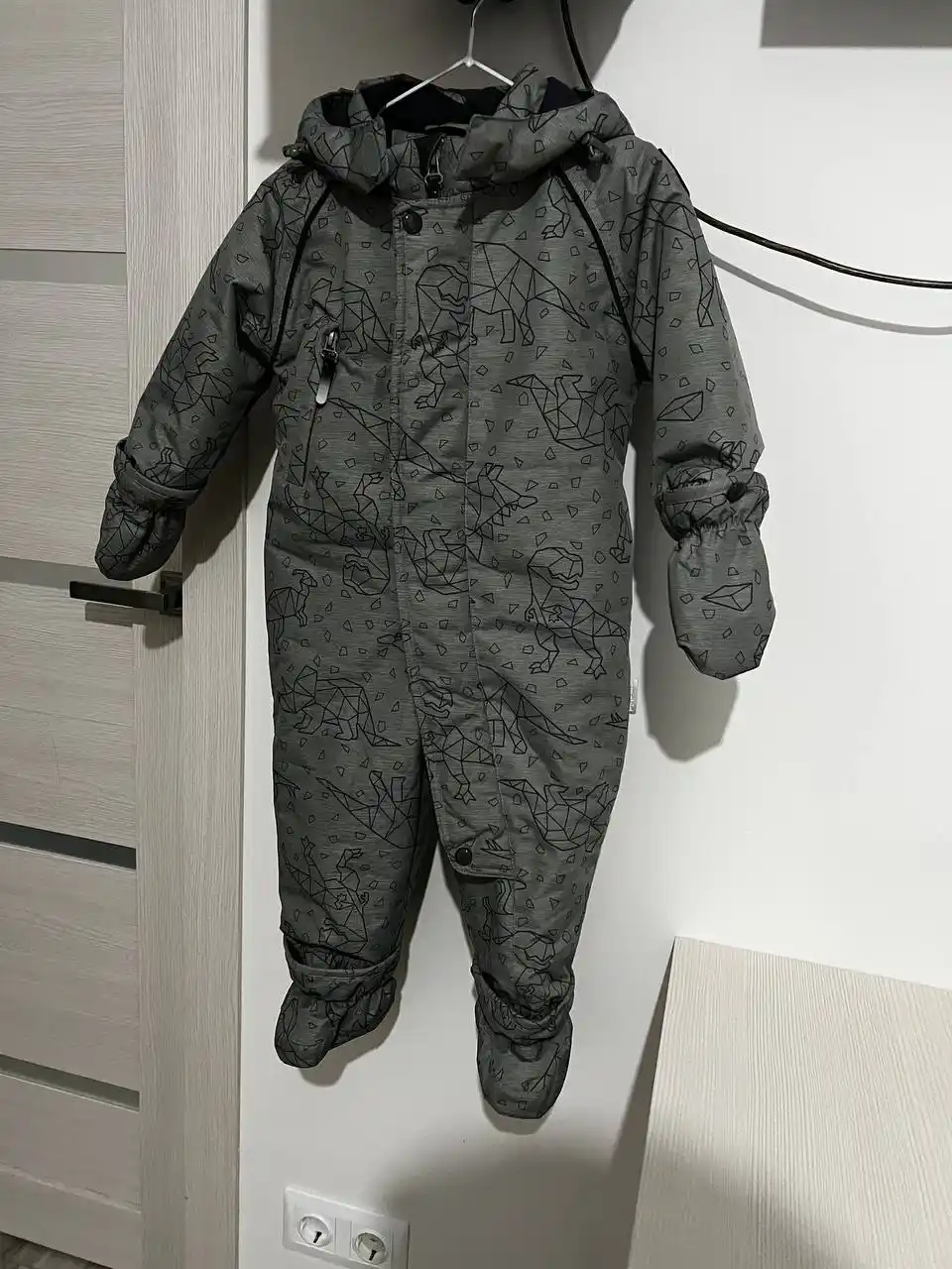 Продам зимний комбинезон crockid 80-86