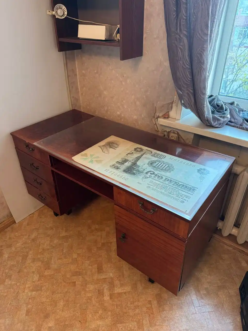 Стол письменный б/у - Для дома и дачи в Владивосток