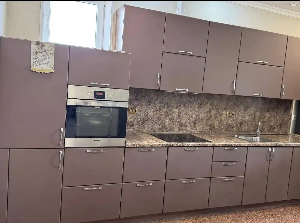 Кухня большая с техникой - Для дома и дачи в Владивосток