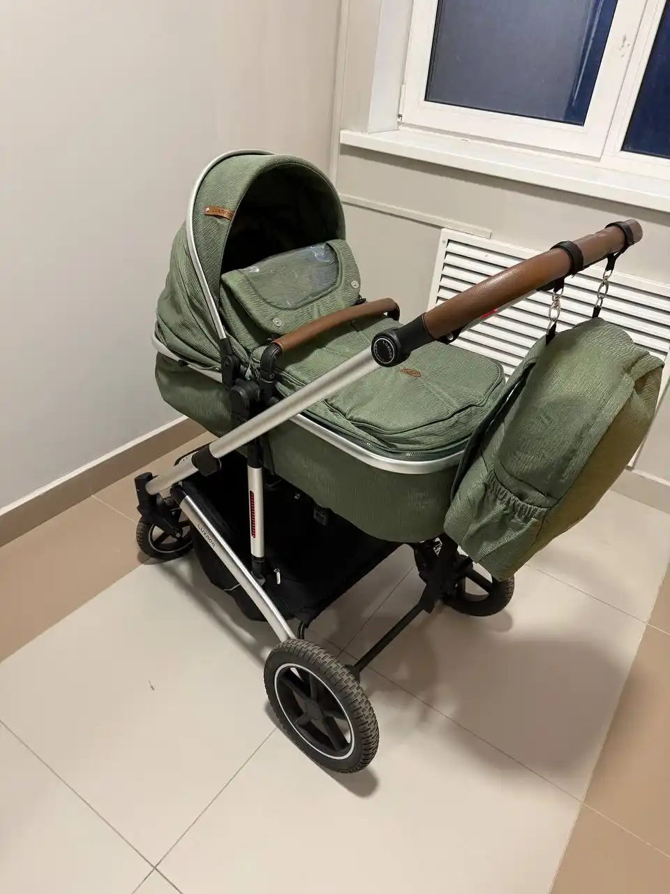 Продам коляски Foofoo 4в1 и Luxmom 2в1