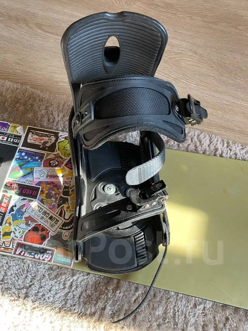 Продам сноуборд, матрас и микроволновую печь