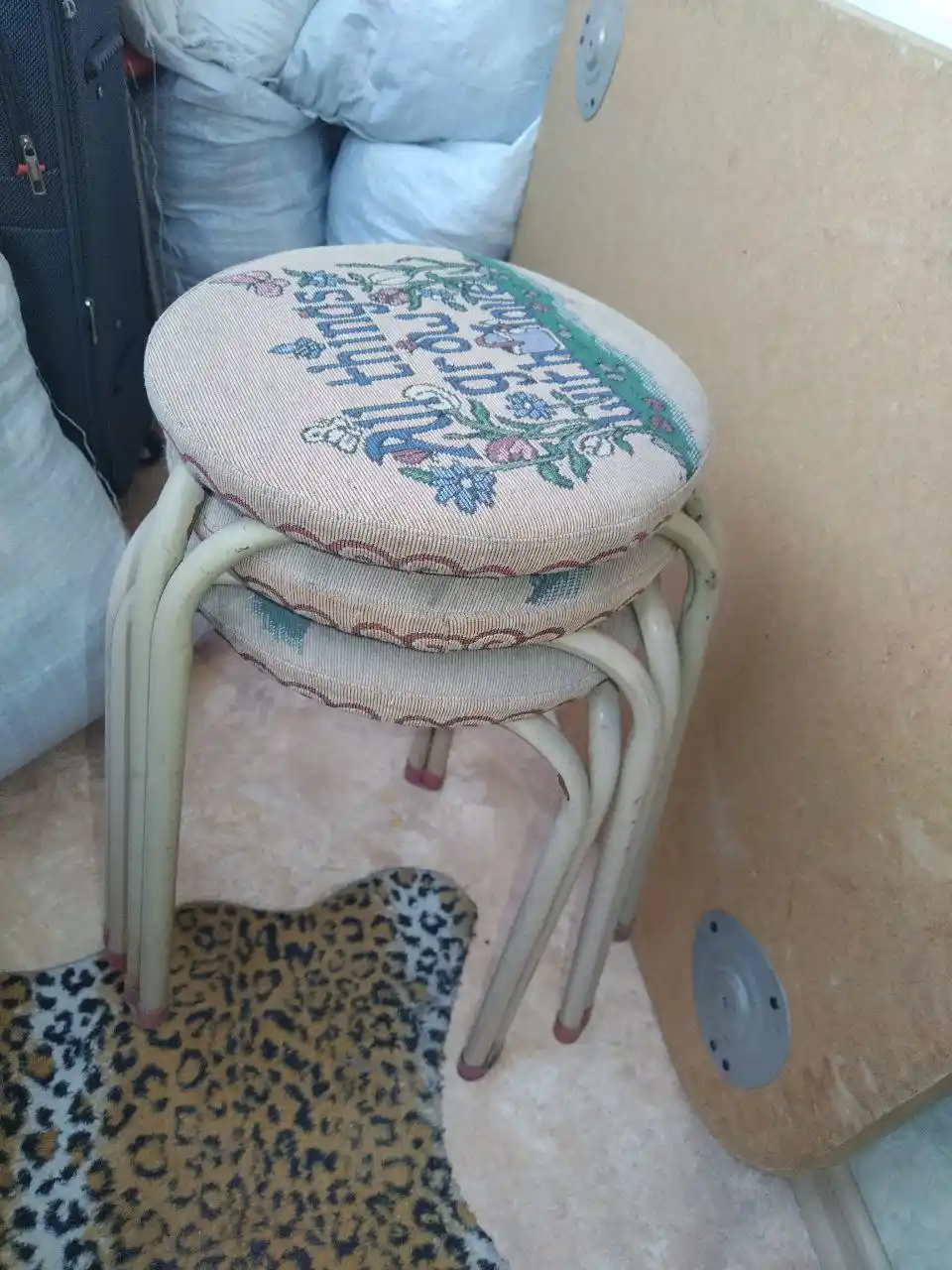 Табурет б/у 3шт