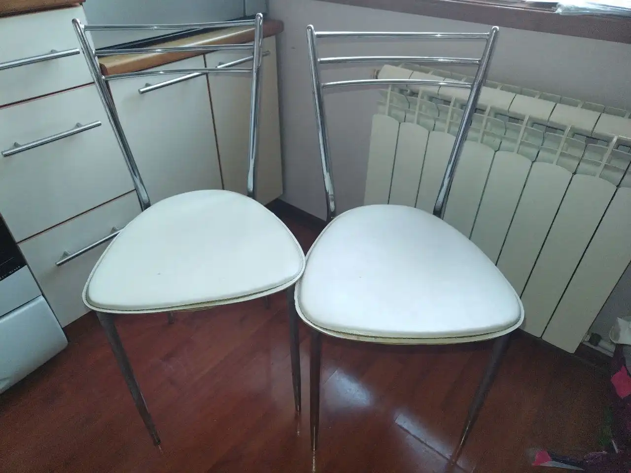 Стулья б/у 2шт