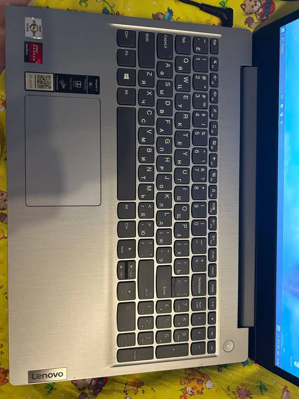 Продам ноутбук Lenovo IdeaPad 3