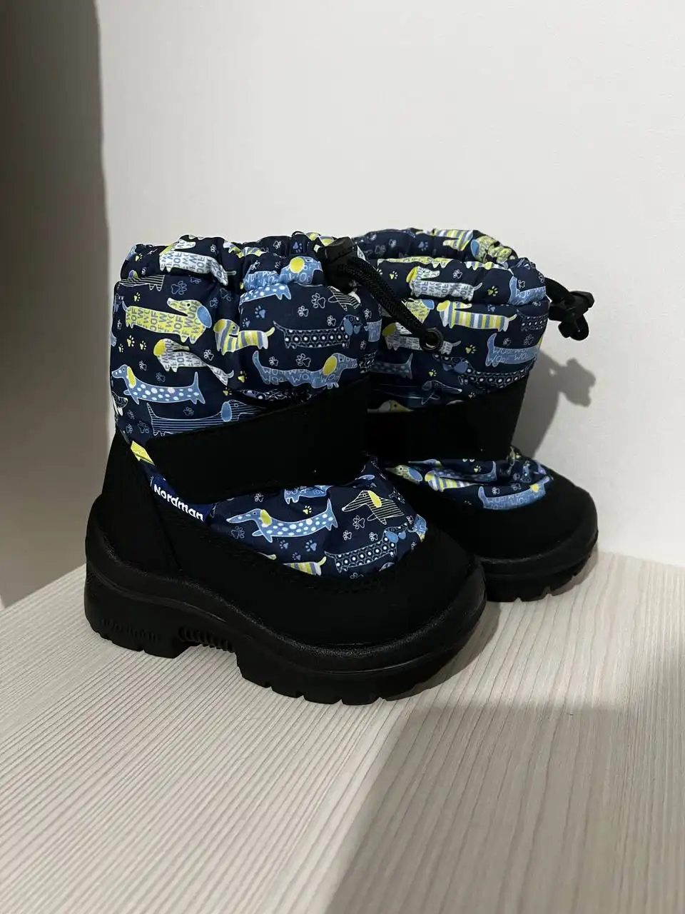 Продам зимний комбинезон crockid и дутики