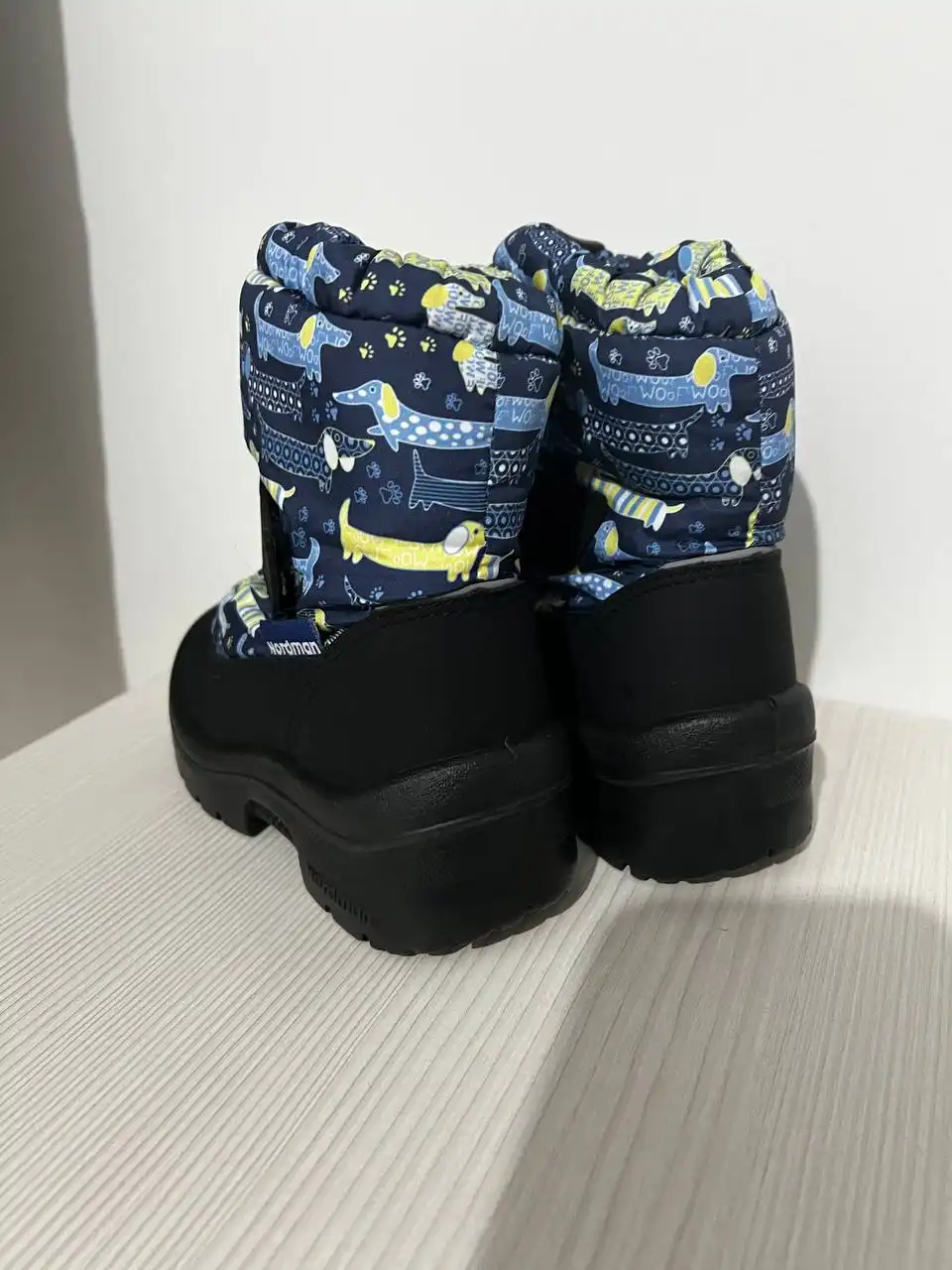 Продам зимний комбинезон crockid и дутики