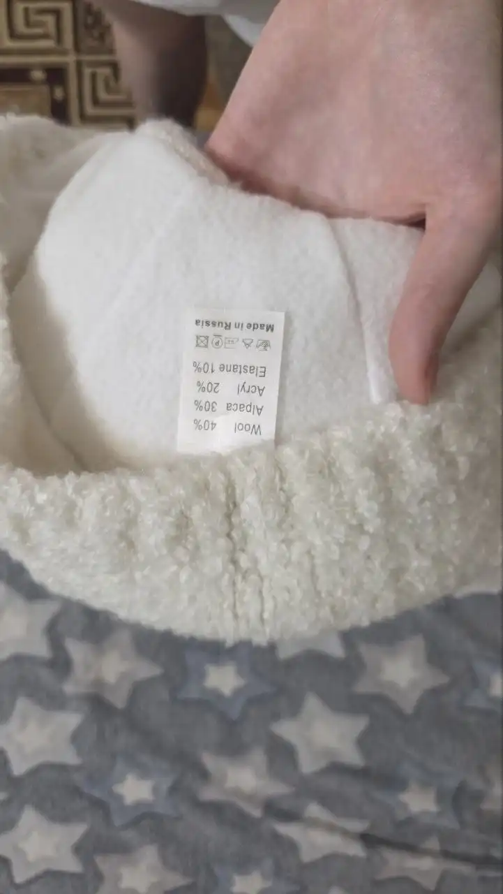 Продам шапку чепчик на флисе с ушками