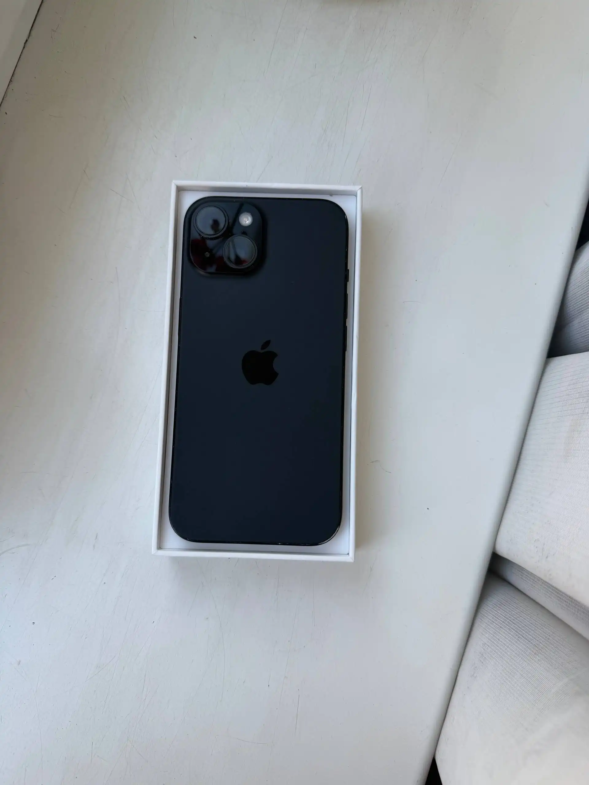 Продам IPhone 15 Black