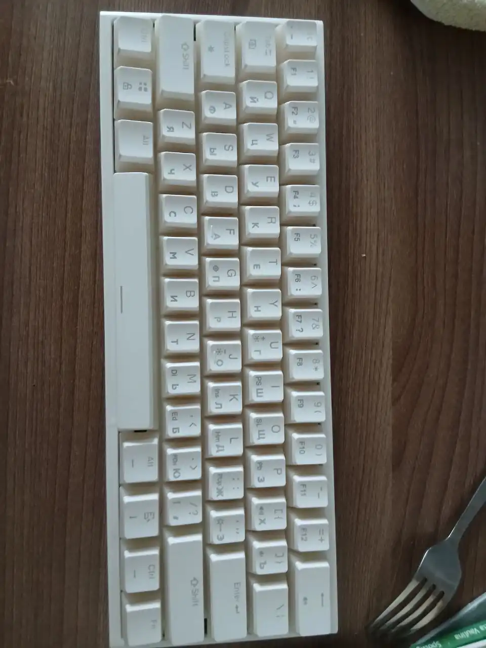 Продам механическую клавиатуру Dexp tanto