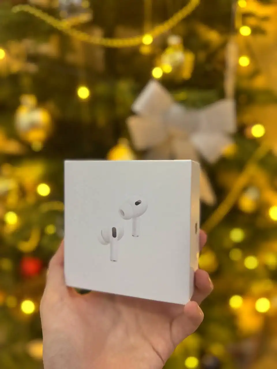 AirPods Pro 2 как новогодний подарок