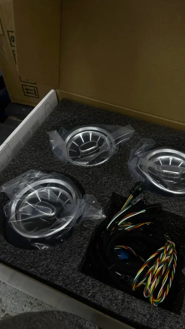 Комплект подсветки и дефлекторы для Mercedes C-Class W205 - Запчасти в Владивосток