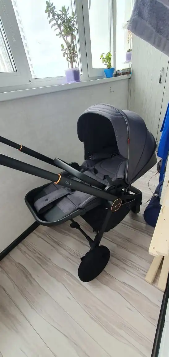 Продам коляску Corrella всесезонная