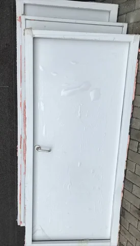 Противопожарные металлические двери распродажа - Для дома и дачи в Владивосток