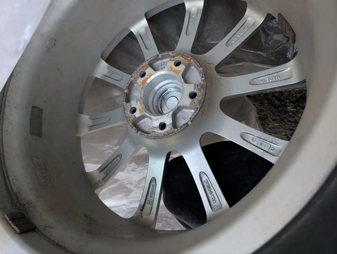 Продажа 4 колес Bridgestone Blizzak VRX2 из Японии