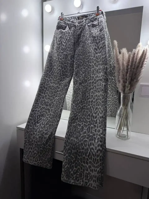 Продажа одежды: джинсы, шуба, платье, пиджак - Одежда в Владивосток