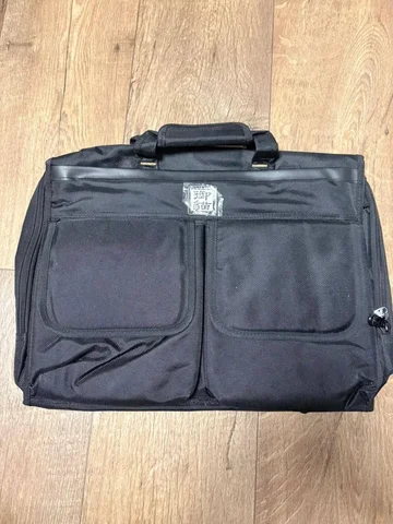 Продам сумку под ноутбук новая - Одежда в Владивосток