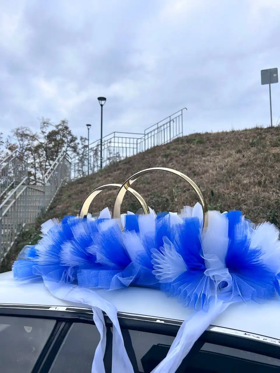 Продам свадебные кольца на машину