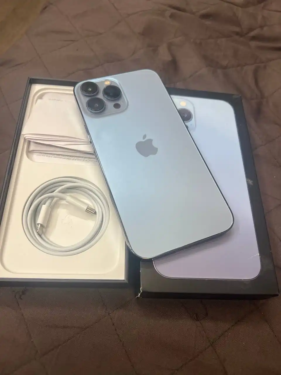 iPhone 13 Pro Max 256GB в идеальном состоянии