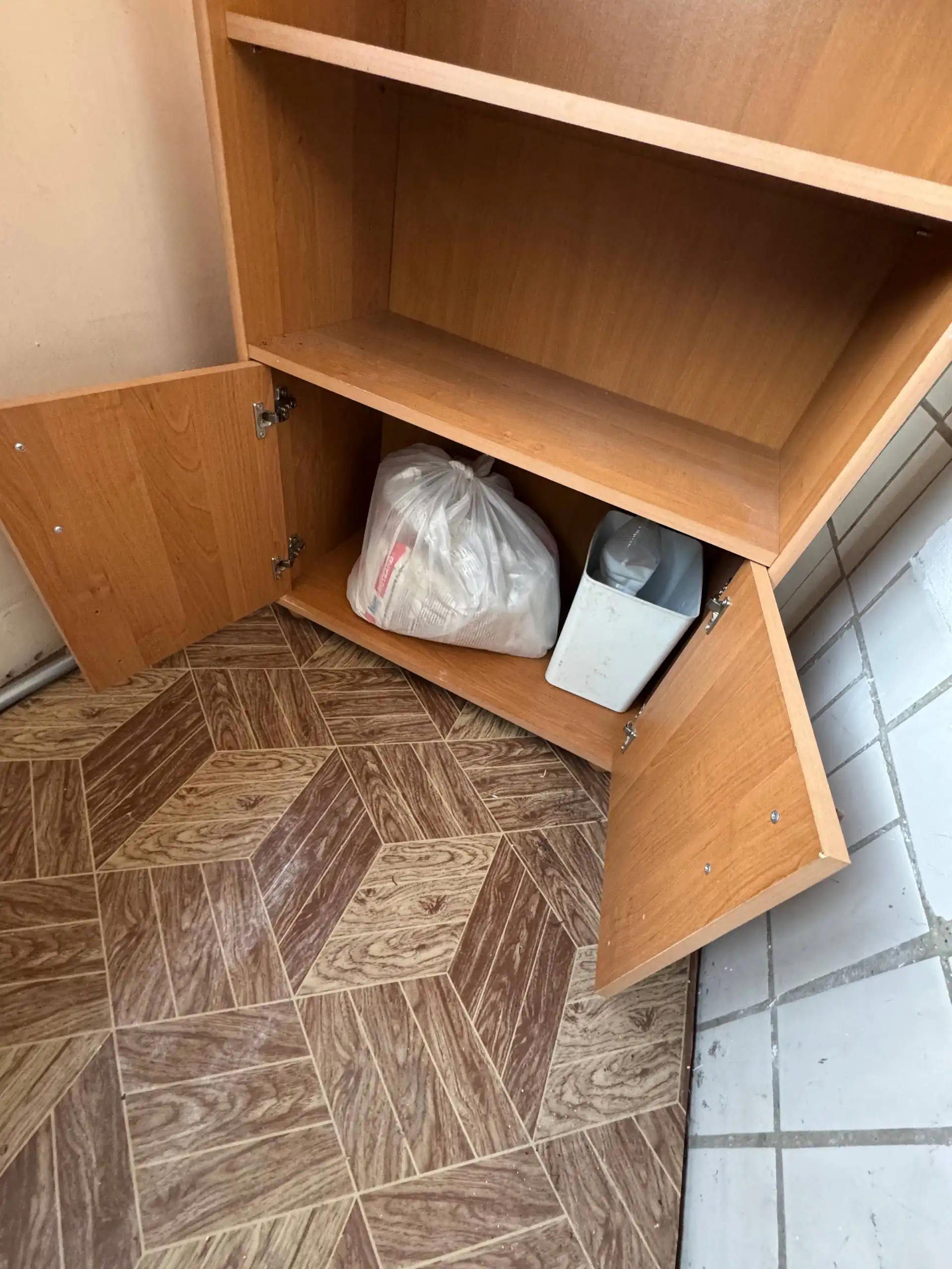 Шкаф в хорошем состоянии