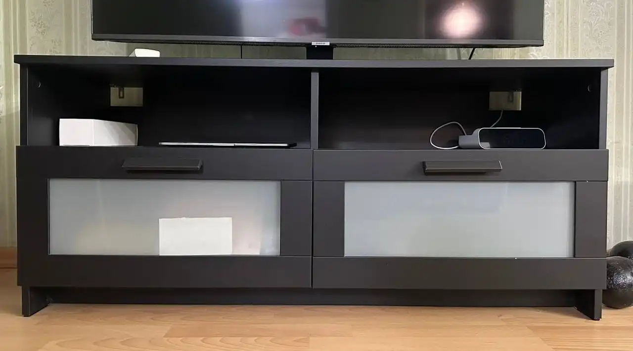 Тумба под телевизор б/у