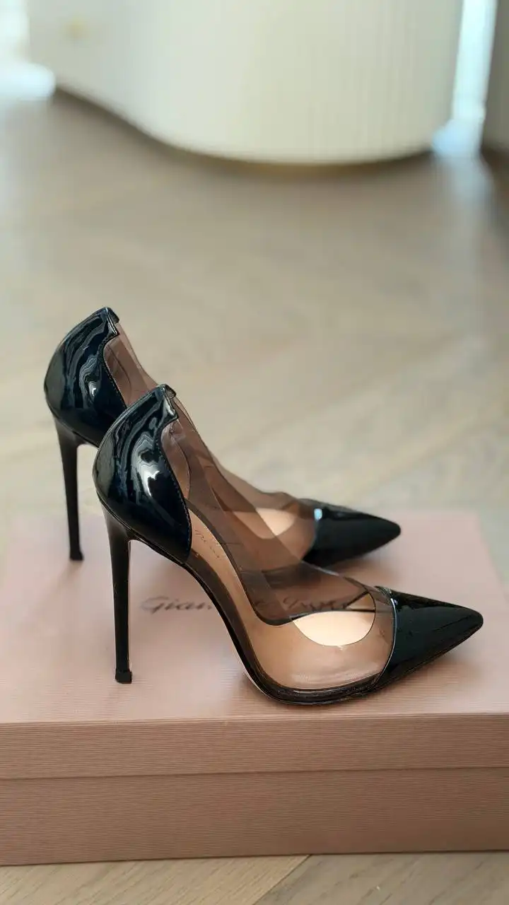 Туфли Gianvito Rossi оригинал размер 38