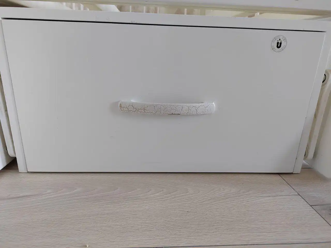 Продам детскую кроватку маятник