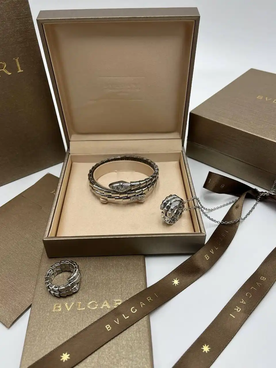 Бижутерия из Южной Кореи